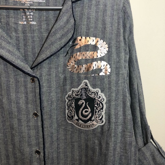 NWT Harry Potter Slytherin nightshirt size M - Picture 2 of 8